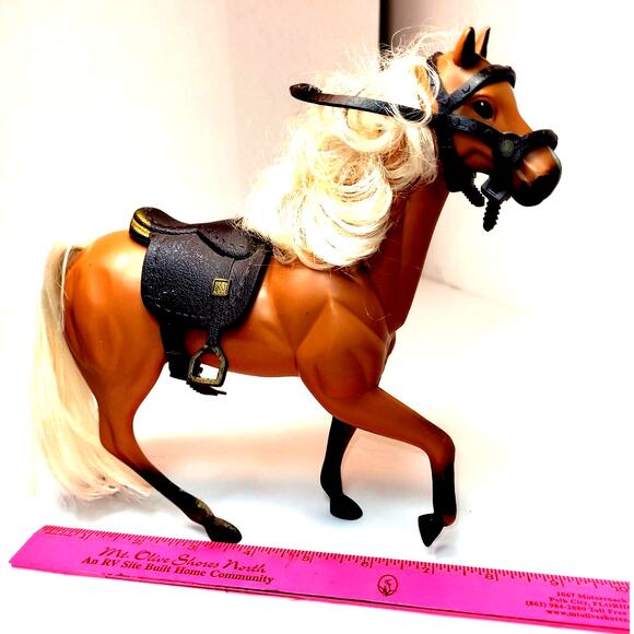 8" Vintage Beautiful Palomino Model Horse W/Rooted Mane & Tail ~Bridle & Saddle - Picture 10 of 10